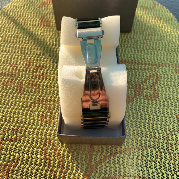 Watch - Picture 3 of 4